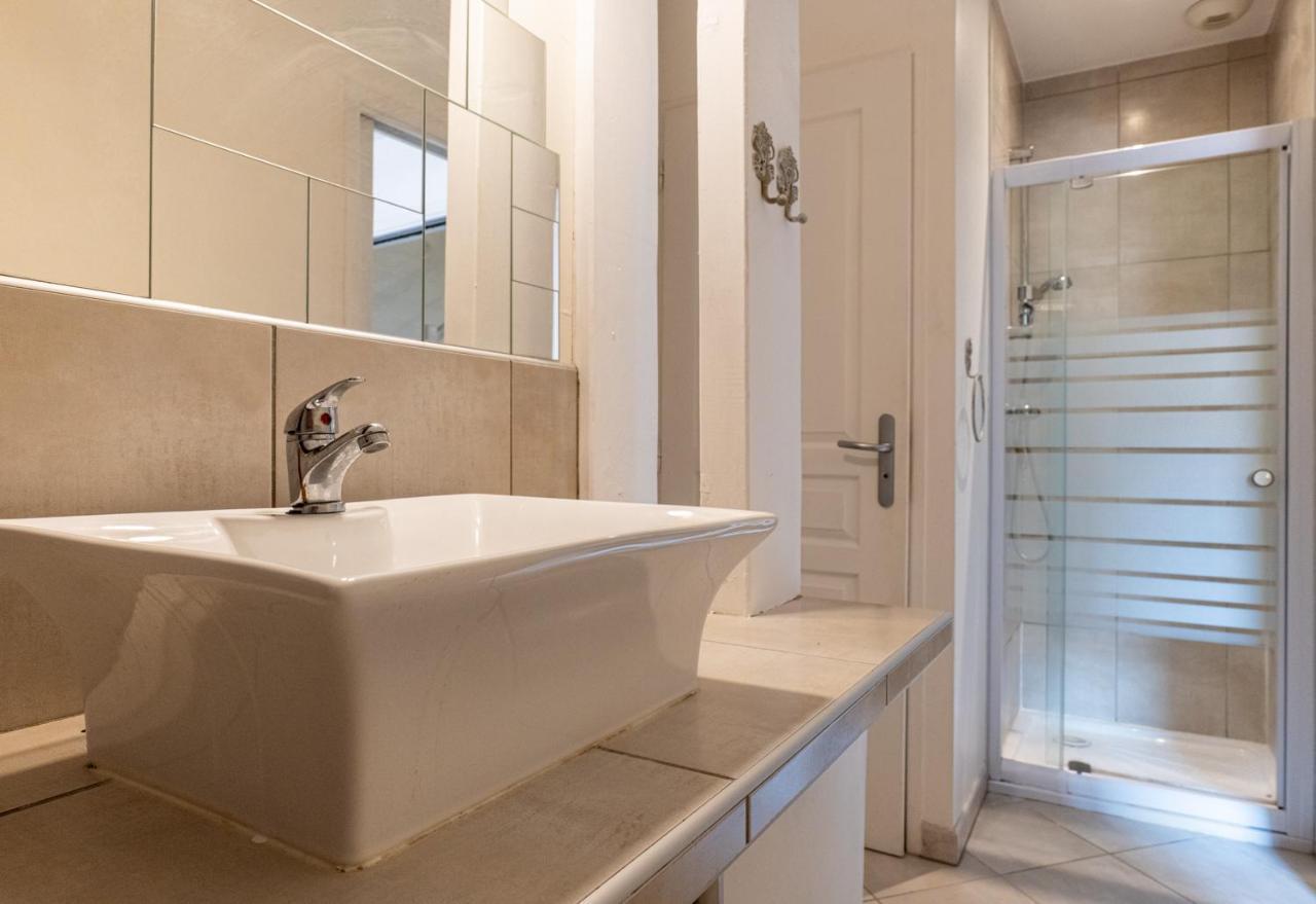 Carnot Duplex, Spacieux 3 Pieces Avec 2 Chambres Sur Les Rue Pietonnes Анси Экстерьер фото