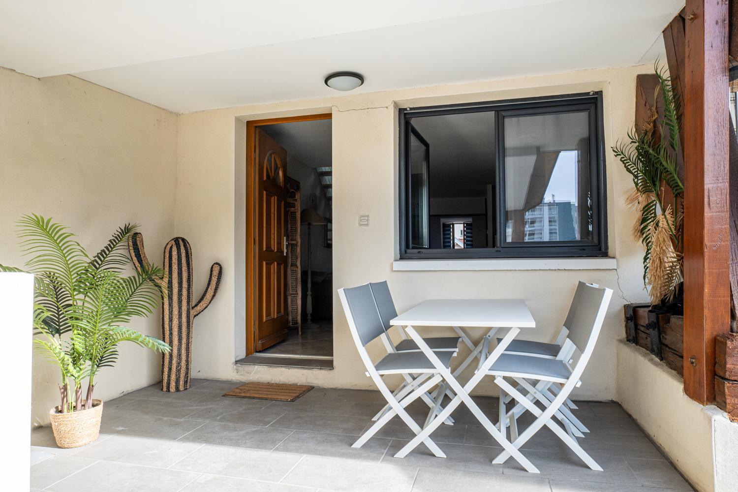 Carnot Duplex, Spacieux 3 Pieces Avec 2 Chambres Sur Les Rue Pietonnes Анси Экстерьер фото