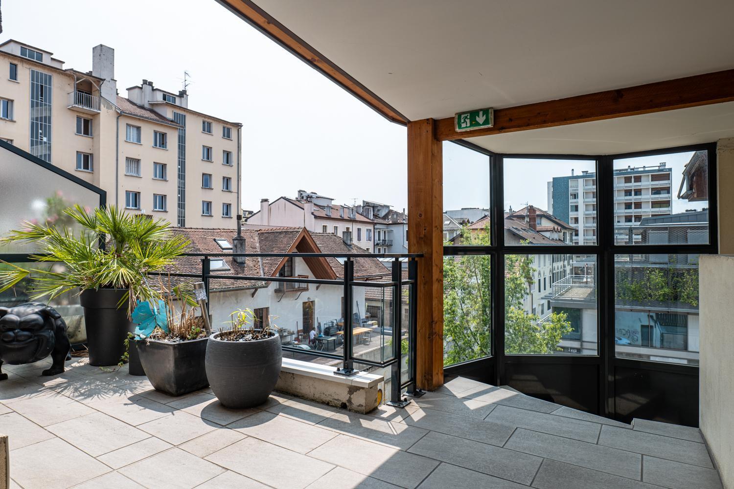 Carnot Duplex, Spacieux 3 Pieces Avec 2 Chambres Sur Les Rue Pietonnes Анси Экстерьер фото